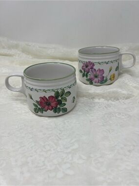 Vintage Studio Nova Garden Bloom Pattern - Set of 2